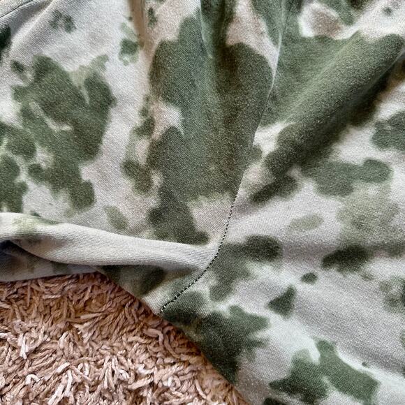 Guns N' Roses Sweatpants Green Tie Dye Spell Out Cropped Pants Women’s Size S - Picture 6 of 6